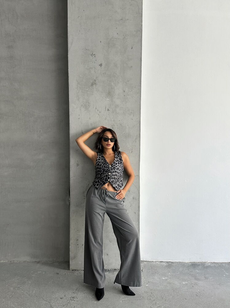 Grey Leopard Leopard Patterned Cachet Vest