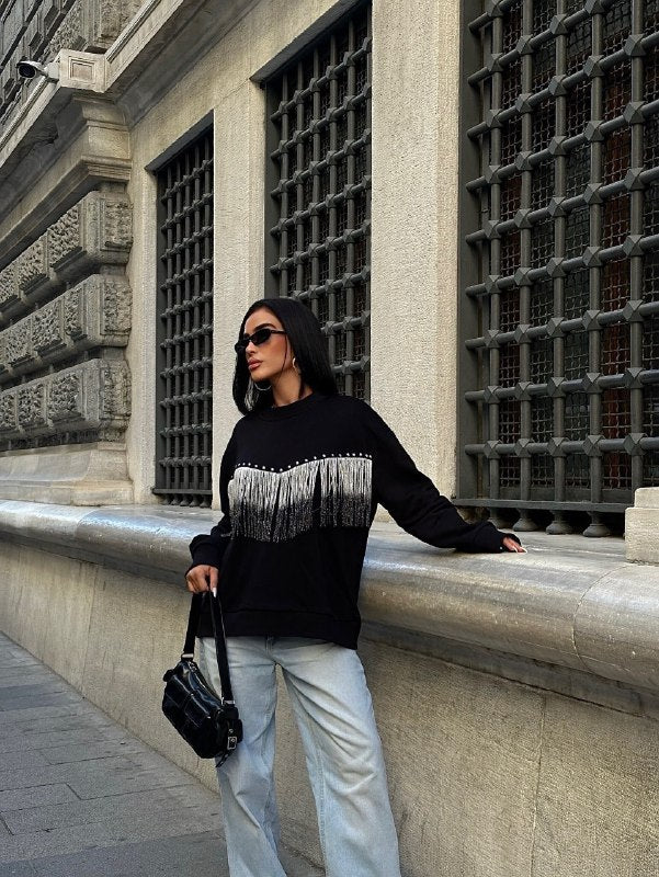 Black Tassel Detailed Sweatshirt