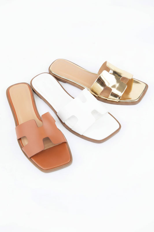 H Square Flat Sandal